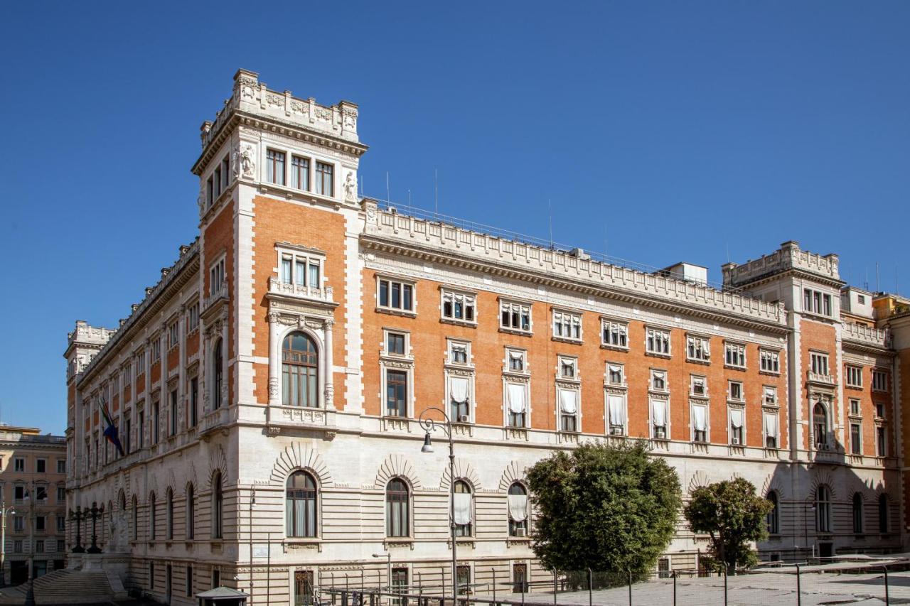 Cozy studio Parlamento Roma Exterior foto