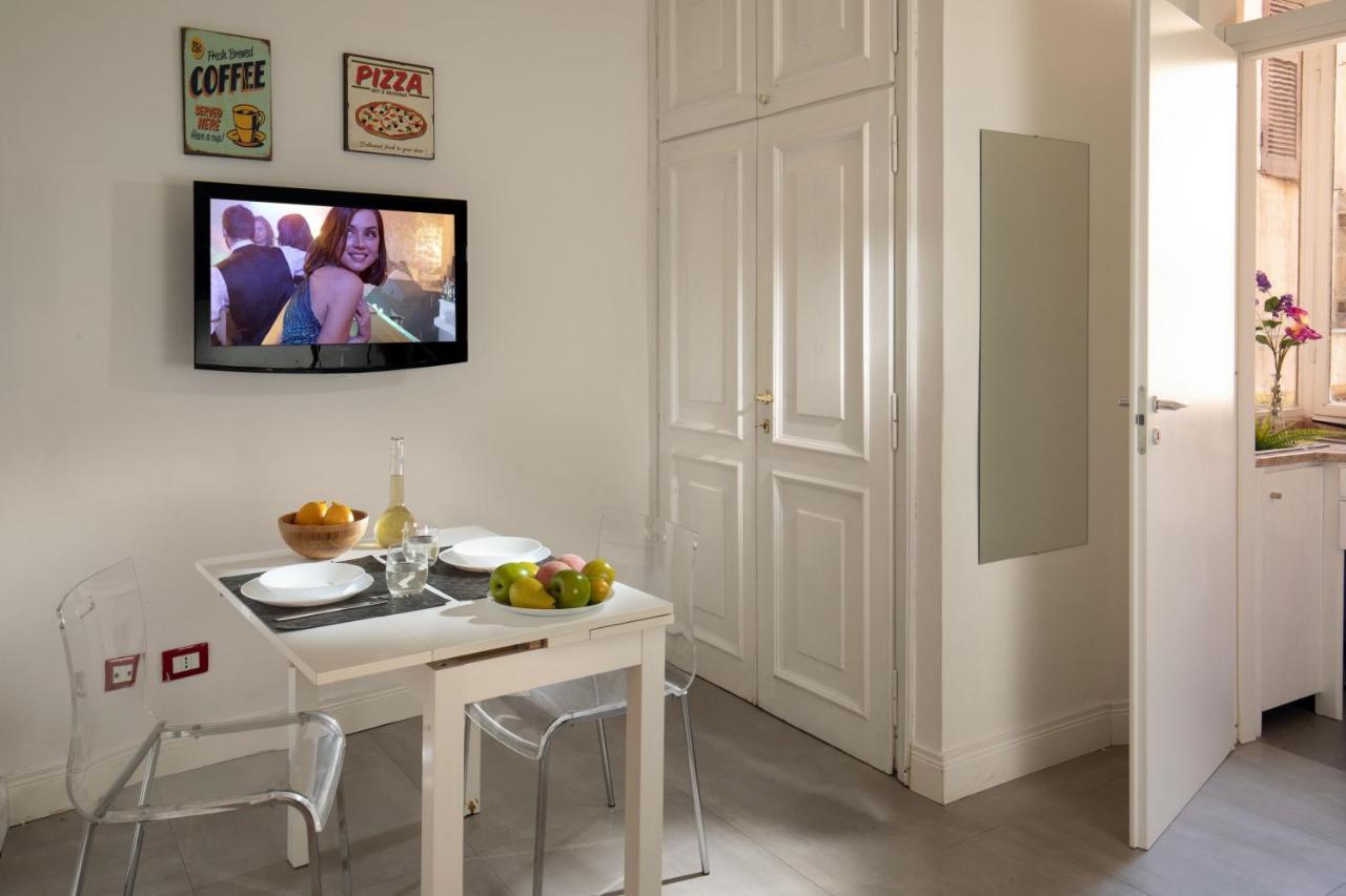 Cozy studio Parlamento Roma Exterior foto