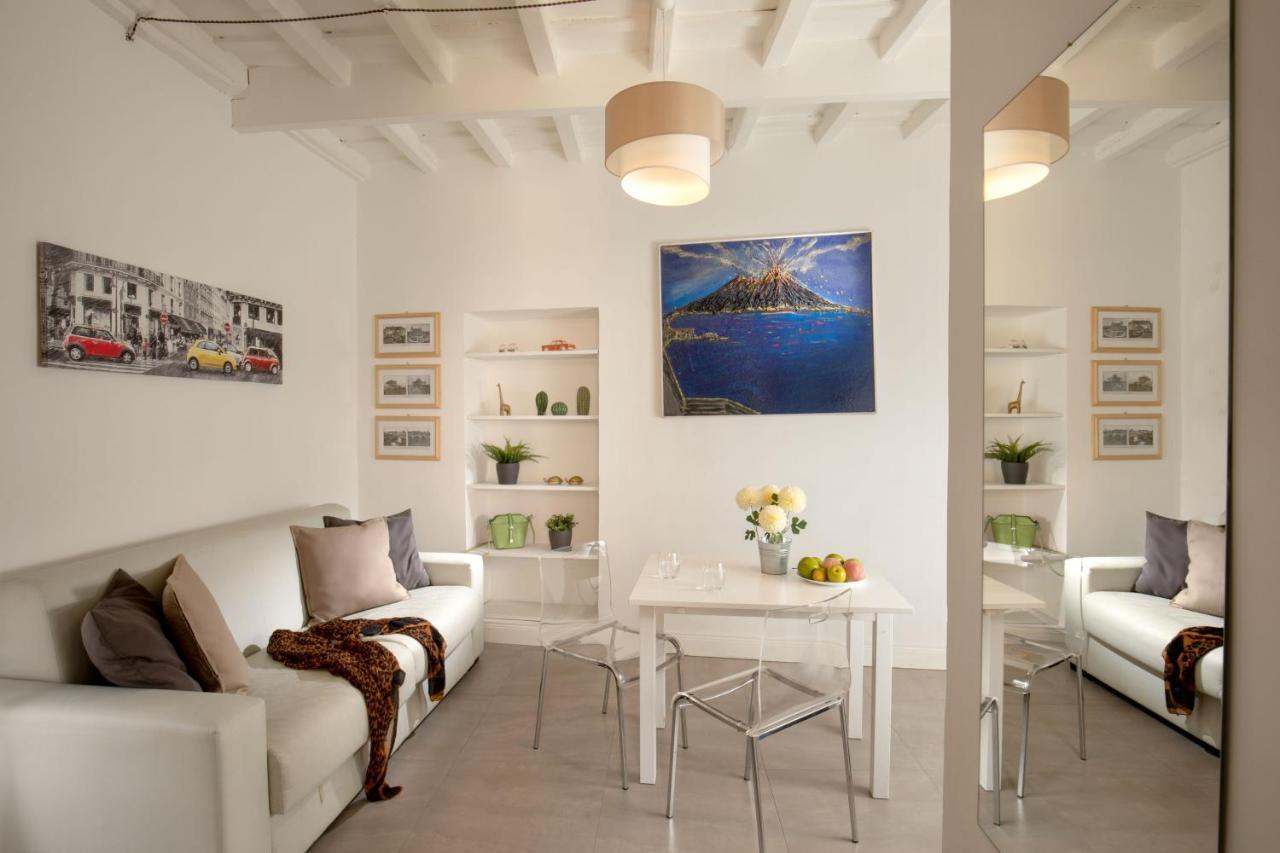 Cozy studio Parlamento Roma Exterior foto