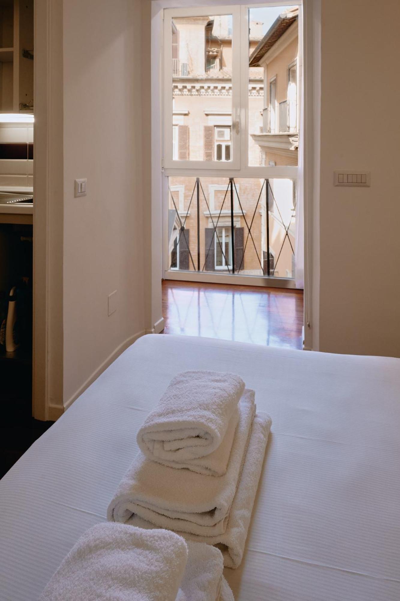 Cozy studio Parlamento Roma Exterior foto
